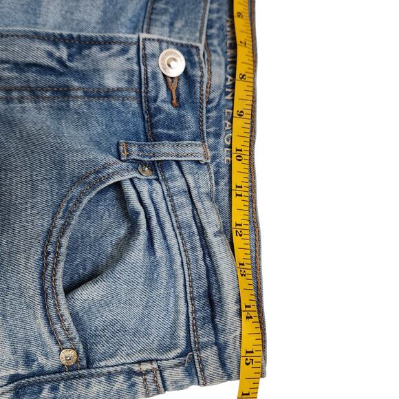 American Eagle Womens Super High Rise Straight Jean Size 8 Light Wash Denim - Picture 12 of 15